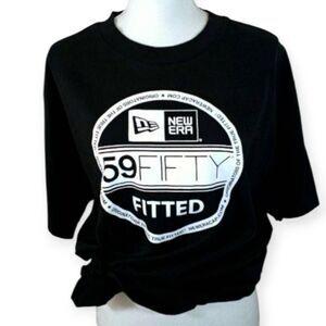 NEW ERA BLACK T-SHIRT SZ. M/L EUC.